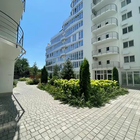 Apartment море 400 метров.13 станция большого фонтана *